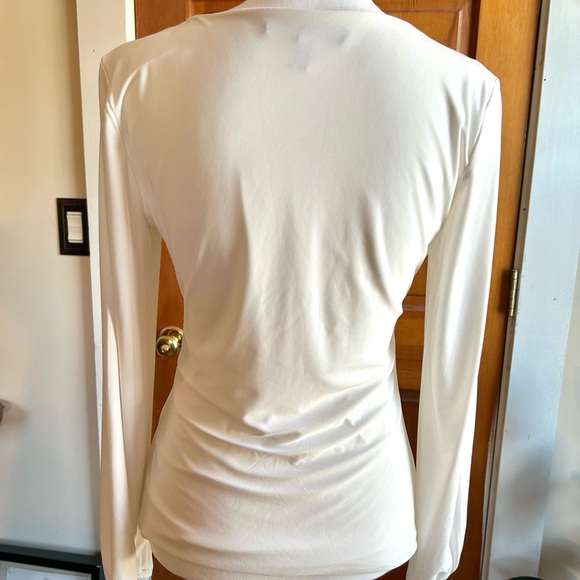 White House Black Market White Cream Long Sleeve Blouse with Gold Metal Detail - Picture 7 of 11